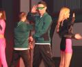 Bild: kro
Futuristisch und mit viel Action wurde in der Stadthalle Marktredwitz Mode präsentiert: 16 Models zeigten bei der Modenschau des Modehauses Frey die aktuellen Trends.