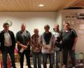 Bild: mas
Armin Aichinger, Zweiter Vorsitzender des Fördervereins, Patrick Scherer, Alfons Walbert, Sieger Ulrich Werner, Jochen Rosner und Fördervereinschef Markus Zimmermann (von links) bei der Preisverleihung.