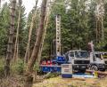 Bild: picture alliance/dpa/Archivbild
Der Bohrer einer Bohrfirma ist in einem Waldstück bei Neualbenreuth (Bayern) aufgebaut.