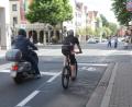 Archivbild: Gabi Schönberger
Noch mehr Platz für Radler und Fußgänger (hier in der Sedanstraße)? Die Vorschläge im Mobilitätskonzept finden im Stadtrat große, aber nicht einhellige Zustimmung.