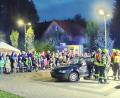 Bild: war
Die Aktiven zeigen bei einer Schauübung die Vorgehensweise bei einem Unfall mit einer eingeklemmten Person.