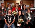 Bild: R. Kreuzer
Das sind die neuen Schützenkönige bei Hubertus: (sitzend, von links) Michael Ertl, Anja Nickl und Günter Wagenpfeil. Dahinter stehen die Zweit- und Drittplatzierten sowie die Pokal- und Scheibengewinner aus dem begleitenden Schießprogramm zum Königsschießen.