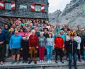 Bild: Jakob Czepa/exb
65 Bergfreunde – davon sehr viele junge Teilnehmer – erfreuten sich beim Sektiosntreffen auf der Karlsbader Hütte an der herrlichen Bergwelt um die Lienzer Dolomiten.