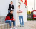 Bild: Fabian Rossmann
Das eSports-Team des SSV Jahn Regensburg: Johannes Empl (vorne), Leon Kipry (hinten, links) und Thomas Ostermaier..