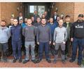 Bild: BSZ Wiesau/exb
Die Teilnehmer des Meisterkurses mit (hinten, von links) Oberstudiendirektor Thomas Metzler, Fachoberlehrer Thomas Diertl, Ausbilder Georg Rodestock und Handwerkskammer-Bereichsleiter Wolfgang Reif sowie Ausbilder Bastian Reiser (dritte Reihe, rechts).