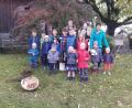 Bild: Barbara Ruhland/exb
Die Kinder hatten großen Spaß bei der Pflanzaktion des Gartenbauvereins Pirkhof.