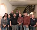 Bild: tok
Nach dreieinhalb Jahren versammeln sich die Siedler wieder. Von links: Sabine Rauch (dunkelhaarig), Sonja König, Marion Helgert, Bürgermeister Rudolf Schopper, Markus König, Wolfgang Schmidt, Markus Kulikow (oben), Walter Trauner, Peter Luber, Martin Gleißner, Sigi Gleißner, Peter Punzmann.
