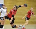 Bild: Hubert Ziegler
Tamara Böhm vom HC Sulzbach erzielt in dieser Szene unbedrängt am Kreis einen Treffer für ihre Mannschaft.