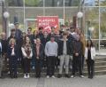 Bild: Kathrin Schmidt, Sparkasse Amberg-Sulzbach/exb
In der Luitpold-Mittelschule Amberg war die Auftaktveranstaltung zum Planspiel Börse.