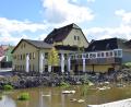 Bild: szl
Der Pächter des Lokals „Pino“ in der Bahnhofstraße darf im rückwärtigen Bereich der Gastronomie als Biergarten nutzen und die Terrasse von 40 auf 90 Quadratmeter vergrößern.