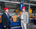 Archivbild: Peter Kneffel
Die Sorge um die Gasversorgung ist Chefsache. ImJuni informierten sich Wirtschaftsminister Hubert Aiwanger, (links, Freie Wähler) und Ministerpräsident Markus Söder, (CSU) im Gasspeicher Wolfersberg über die Einspeicherung von Erdgas.