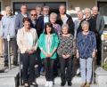 Bild: mfh
Der neu gewählte Vorstand der Siedlergemeinschaft Loderhof: (vorne, von links) Anna Margarete Hartmann, Kerstin Pfeil, Monika Eckl, Anita Döll, (hinten, von links) Heiner Bleisteiner, Bernhard Schleich, Rudolf Eckl, Fritz Kropius, Bürgermeister Michael Göth, Gertraud Zeitzmann, Hans-Hermann Dehling, Ingrid Weiß, Christian Pruy, Landrat Richard Reisinger.