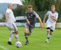 Archivbild: mhs
Ab durch die Mitte: Auf die offensive Durchschlagskraft von Jens Sollfrank (Mitte, Szene aus der Partie gegen den TSV Dieterskirchen) setzt der 1. FC Schwarzenfeld beim Auswärtsspiel in Wackersdorf.