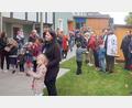 Bild: bsc
Dicht bevölkert waren beim Tag der offenen Tür die Außenbereiche sowie die neuen Räume des Kinderhauses Friedenfels.