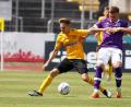 Bild: Peter Kolb
Dennis Lippert (links/Szene aus dem Spiel gegen den VfL Osnabrück) ist bei den Bayreuthern derzeit verletzt. Seine Rückkehr ins Team ist aber absehbar.