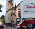Bild: Gabi Schönberger
Die Bürgermeister-Prechtl-Straße in Weiden wird noch länger nur einspurig befahrbar sein. Der Verkehr wird stadteinwärts über die Luitpoldstraße umgeleitet. Das sorgt für ein erhöhtes Verkehrsaufkommen in den Nebenstraßen.