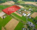 Bildmontage: Hautmann/fph
Das Gefängnis und seine begleitenden Gebäude und Freiflächen sollen im Gewerbegebiet Rathaushütte im Norden von Marktredwitz auf einem 19.000 Quadratmeter großen Gelände entstehen.