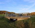 Bild: ds
Seit Jahren rollt der Schwerlastverkehr auf größeren Umwegen, weil die sanierungsbedürftige Reinbach-Brücke westlich von Kirchenreinbach auf 30 Tonnen beschränkt ist.