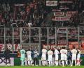 Bild: Peter Kneffel
Die Bayern-Spieler bedanken sich bei ihren Fans, die zum Spiel in Pilsen mitgekommen sind. Auch einige Oberpfälzer hatten das Glück, ein Ticket für das Spiel im kleinen Stadion zu ergattern.
