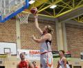 Bild: Dieter Jäschke
Jonas Meißner versenkt den Ball sicher im Korb.