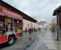 Bild: Feuerwehr Schirmitz/exb
Das Irchenriether Rathaus diente den Jugendfeuerwehren der Verwaltungsgemeinschaft Schirmitz als Objekt einer großangelegten Übung.