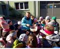 Bild: sl
Alle Kinder wollen die Apfelchips und den leckeren Apfelsaft sofort probieren.