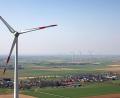 Symbolbild: Oliver Berg
Es sollen im Freistaat neue Windräder gebaut werden: Bayern lockert die 10H-Abstandregel.