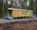 Bild: sne
Der Bauwagen für den Waldkindergarten steht bereits. Nun soll er erst im kommenden Jahr genutzt werden.