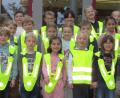 Bild: mez
Vor allem in der jetzigen Jahreszeit sind die Warnwesten der Verkehrswacht ein hilfreiches Signal für die Abc-Schützen der Grundschule im Straßenverkehr.
