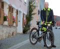 Bild: Wolfgang Steinbacher
Seit einem Jahr verzichtet Piet Gürtler auf sein Auto. An den meisten Tagen fährt er mit dem Zug nach Nürnberg in die Arbeit – und mit seinem elektrischen Gravel-Bike zurück.