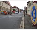 Bild: ll
Die untere Vorstadt in Auerbach auf Höhe des Spitals, wo im Zuge der Sanierung eine Querungshilfe für Fußgänger realisiert werden soll.