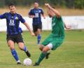 Archivbild: G. Büttner
Dominik Forster, spielender Co-Trainer beim FC Weiden-Ost und ehemaliger Torhüter der SpVgg SV Weiden, traf in der Bezirksliga bereits fünf Mal für den Aufsteiger.