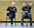 Archivbild: Hubert Ziegler
Die Hahnbacher Trainer Sigi Meier (links) und Jörg Lindauer können erstmals in dieser Saison alle Spielerinnen einsetzen.