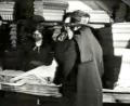 Bild: Stadtarchiv Weiden
Ein Foto aus dem Geschäft, links Karl Steiner.