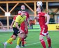 Bild: ham
Dennis Lobinger (rechts) beim Kopfball im Spiel gegen den ASV Burglengenfeld. Am Samstag geht die Fahrt zu Fortuna Regensburg.