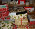 Bild: ela
Frauen der Frauenbund-Gymnastikgruppe St. Elisabeth in Weiden packen 40 Kartons für die Aktion „Weihnachten im Schuhkarton“.