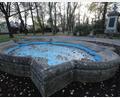 Bild: Wolfgang Steinbacher
Ganz so trostlos wie der Brunnen am Maxplatz präsentiert sich der Haushalt 2023 für die Stadt Amberg ohnehin nicht. Beide vereint viel eher die Tatsache, dass sie eine gute Zukunft vor sich haben.