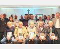 Bild: e
Für 50 und 60 Jahre Treue ehrt die Feuerwehr Kemnath zahlreiche Mitglieder.
