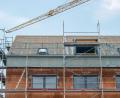 Symbolbild: Lino Mirgeler/dpa
Finanzielle Zuschüsse für den Hausbau will die Stadt auch weiterhin ermöglichen.