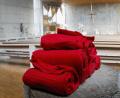 Symbolbild: Heiko Becker/dpa
Decken in der Kirche? Über dieses Angebot hat sich die katholische Pfarrei Erbendorf unterhalten.