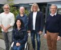 Bild: jr
Bei dem Gespräch in der Behindertenwerkstätte St. Elisabeth mit dabei waren Behindertenbeauftragte Doris Scharnagl-Lindinger sowie (von links) Maximilian Schmid (Begleitender Dienst), Werkstattrat Stefan Rösch, Behindertenbeauftragter Wolfgang Karbstein und Einrichtungsleiter Dr. Karl G. Kick.