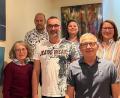 Bild: Riita Michelson/exb
Die neue Führungsriege im Theaterverein Eschenbach um Vorsitzender Markus Knechtel (Dritter von links) mit (von links) Elke Müller, Reinhard Leipold, Carmen Longares-Ulrich, Alfons Müller und Melanie Gebell.