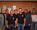 Bild: fla
Zweiter Bürgermeister Roman Bauer (links) gratulierte dem neu gewählten Vorstand Christian Wittmann (Dritter von rechts), seinem Stellvertreter Bernhard Lindner (Dritter von links), Kassier Georg Gollwitzer (Zweiter von links) und Schriftführer Matthias Bergler (Vierter von links) zur Wahl. Mit im Bild Kassenprüfer Thomas Troidl (Zweiter von rechts) und Mitglied Markus Löw (rechts).