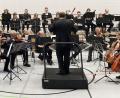 Bild: zch
Dirigent Jakob Johannes Schröder entlockte dem Orchester große symphonische Klänge.