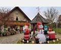 Bild: ban
Das Weihnachtswunderland der Familie Biederman in Erbendorf bei Tageslicht.