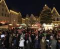 Bild: Wolfgang Steinbacher
Pünktlich um 17 Uhr gingen am Donnerstag die Lichter am Amberger Marktplatz an. Es ist wieder Weihnachtsmarkt - nach zwei Jahren Corona-Pause wurde auch höchste Zeit.