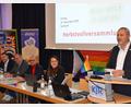 Bild: ak
Kreisjugendring-Vorsitzender Jürgen Preisinger (rechts) warb für die Suche nach einem Nachfolger, da er sein Amt im kommenden Jahr satzungsgemäß abgeben werde. Mit im Bild (von rechts) Geschäftsführerin Sandra Schug, Stellvertretender Landrat Dr. Alfred Scheidler, Kemnaths Bürgermeister Roman Schäffler und Stellvertretender Vorsitzender Andreas Malzer.