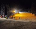 Archivbild: tss
Die Scheinwerfer tauchen die Hauptabfahrt am Wurmstein in romantisches Licht. Im Februar 2019 waren die Bedingungen auf der Wurmstein-Piste traumhaft gut. darauf hoffen die Betreiber, der Förderverein, auch für diese Saison.
