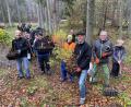 Bild: ero
Lions-Mitglieder und deren Familien haben in Sulzbach-Rosenberg 500 Bäume gepflanzt.