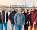 Bild: Philippe Barés-Tricoire/exb
"Granny Is Back" am Freitag am Flughafen in Nantes (von links): Hannes Gilch (Bass), Sebastian Sauer (Gesang), Julian Moffitt (Schlagzeug), Christina Hösl (Gesang) und Paul Hüttl (Gitarre)